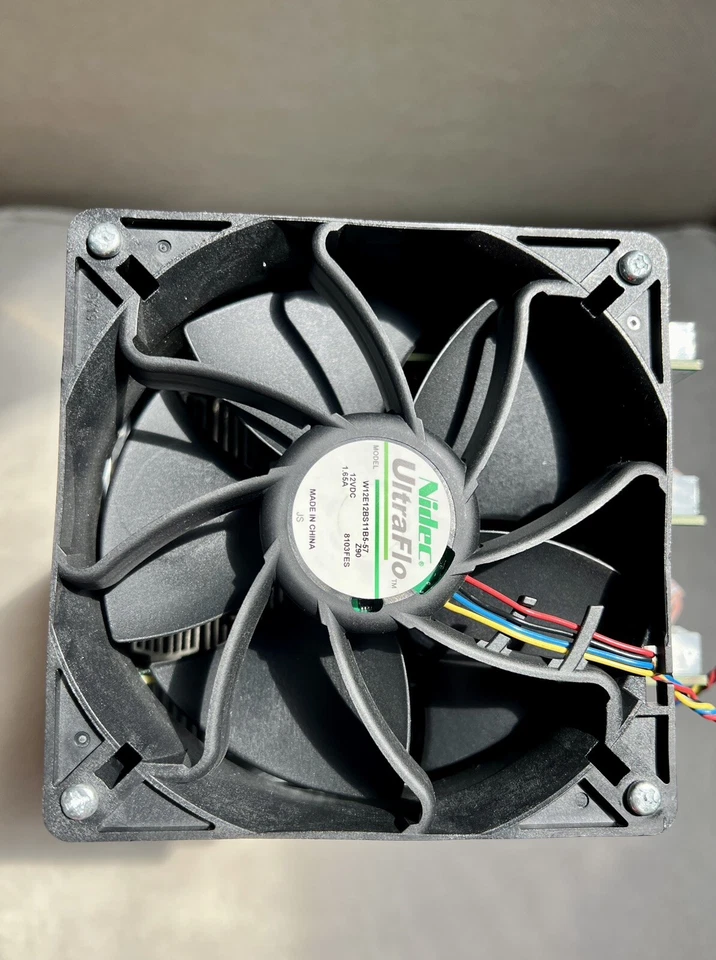 Bitmain Antminer S9 13.5 Th Bitcoin Miner - 1600W - Image 4 of 4