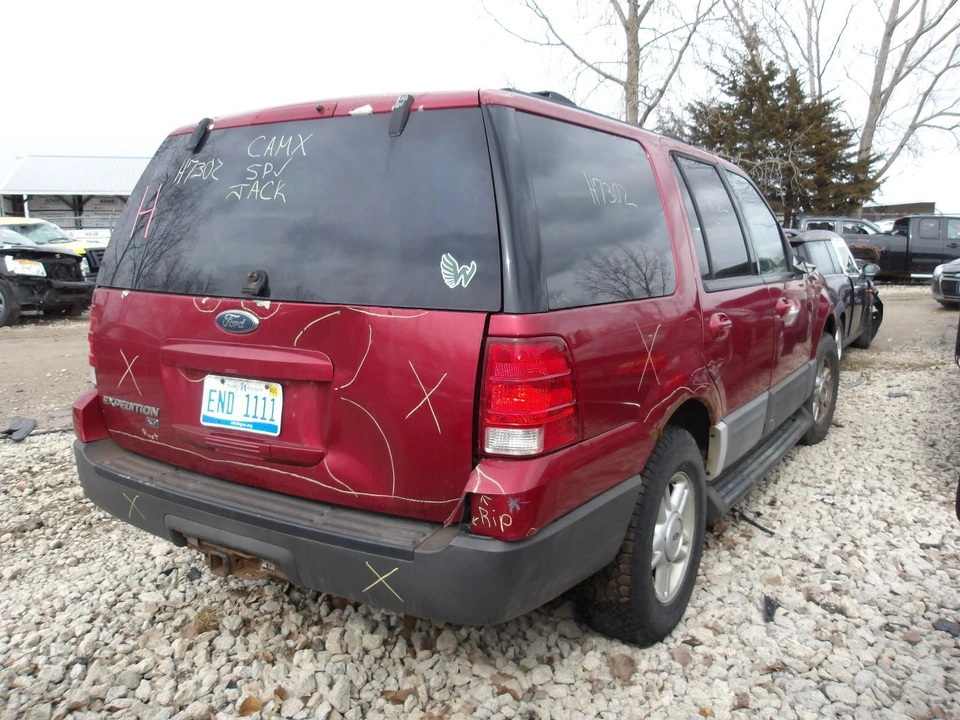 Used Front Outer Drive Axle Shaft fits: 2004 Ford Expedition Front Axle outer cv - Image 4 of 4