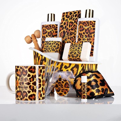 Gift Baskets for Women & Men, 18pc Honey Almond Home Bath Pampering Package