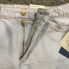 NWT Universal Thread Women’s Vintage Midi Cream Denim Shorts Gold Accent 6/28 — photo 5