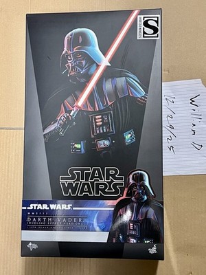 Hot Toys Darth Vader Dueling Effect Version 1/6 Scale Star Wars Figure MMS777