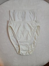 2 Vintage Hi-cut Cotton Brief Panties Sm Oscar De La Renta Maidenform