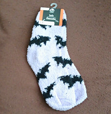 Seasonal Collections   bats Fuzzy Socks Women  s Size S White/Black 1 Pair
