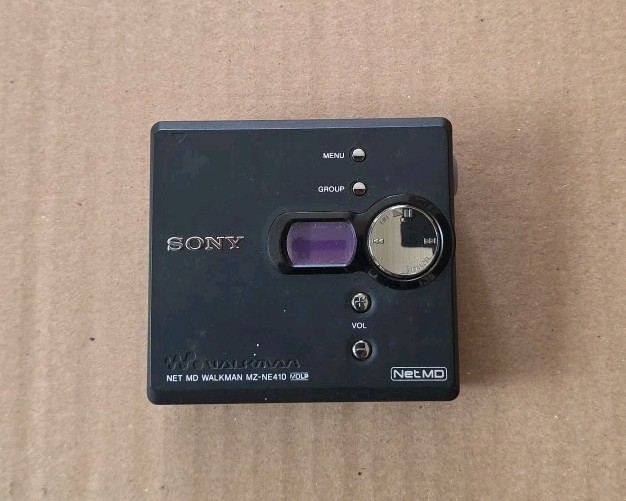 SONY Walkman Portable MiniDisc Recorder Net MD MZ-NE410 MiniDisc - Working