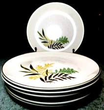 Homer Laughlin~Golden Wheat Plates With A Gold Trim 7.25" Set of 7 (Luncheon)