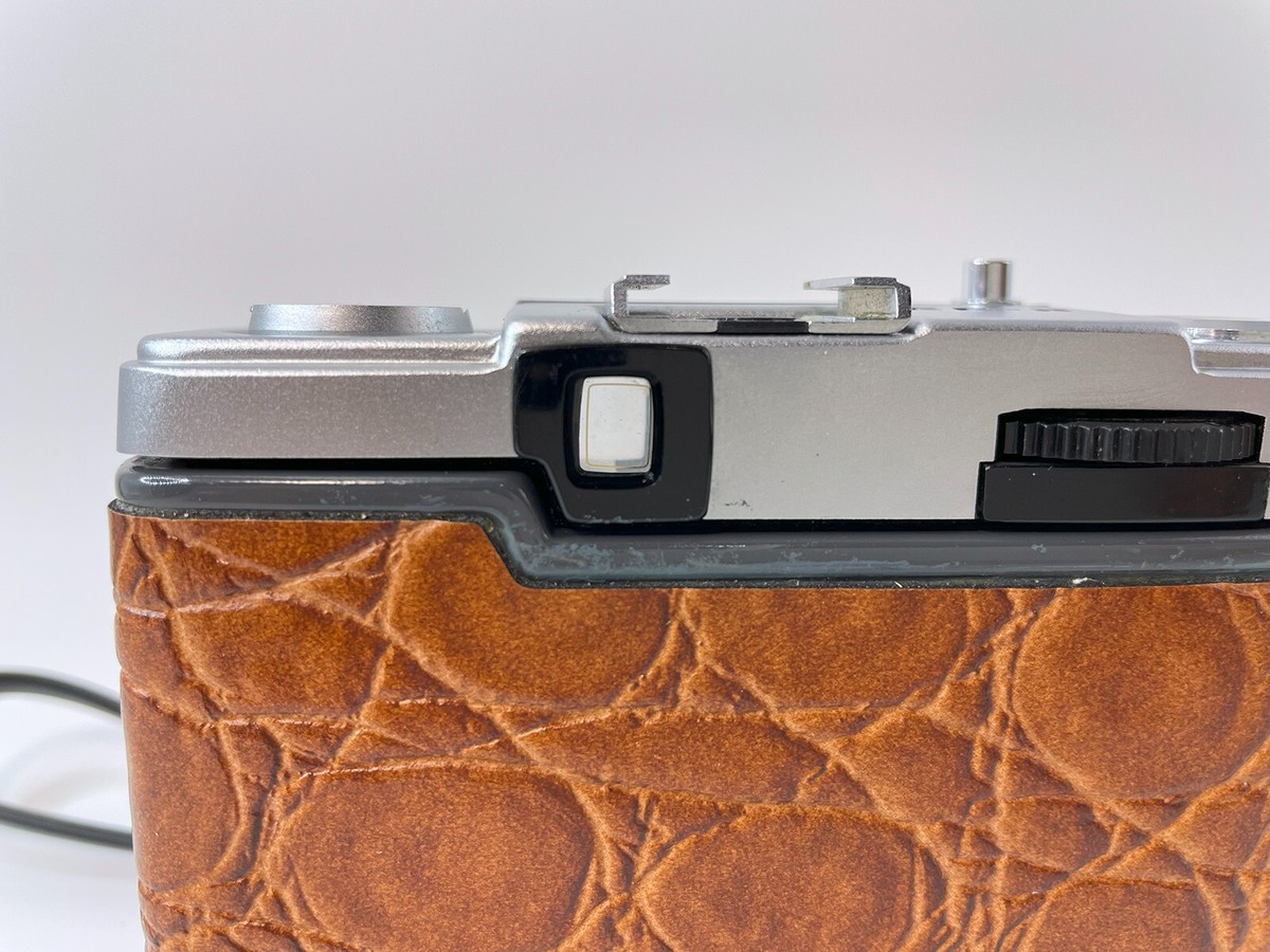 Exc+5】 OLYMPUS PEN EE-2 Half Frame Film Camera D.Zuiko 28mm