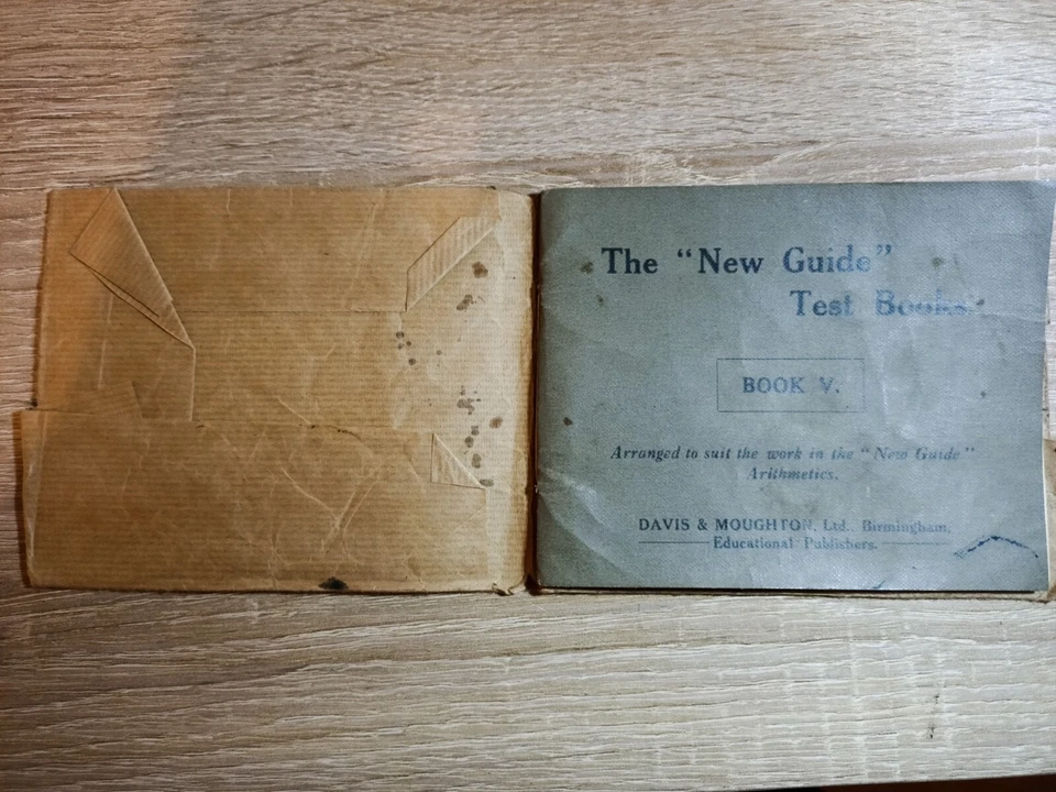 The New Guide Test Books Vol V. Davis & Moughton Ltd Birmingham 1930s/40s - Image 2 of 4
