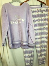Women  s Secret Treasures Fair Isle Pajamas Set Top Jogger soft Plush Warm cozy