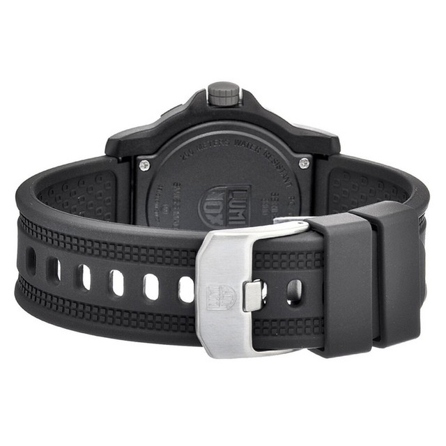 luminox black ops 8802