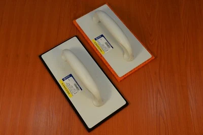 Truelle en caoutchouc souple ou éponge poreuse, manche en plastique 12x26 cm - Photo 1/4