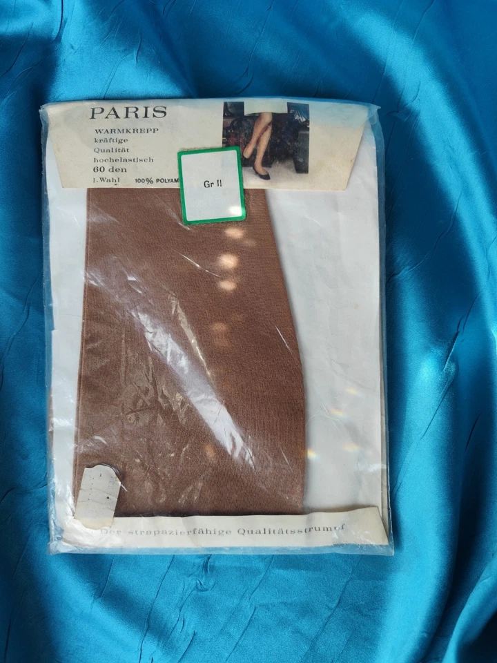Paris Damen Qualitätsstrumpf - Feinstrümpfe - GR II - Dachbodenfund - Bild 2 von 2
