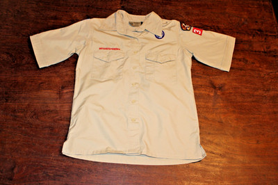Boy Scouts of America BSA Women's Shirt Tan Small Spot on Back Glued Patches