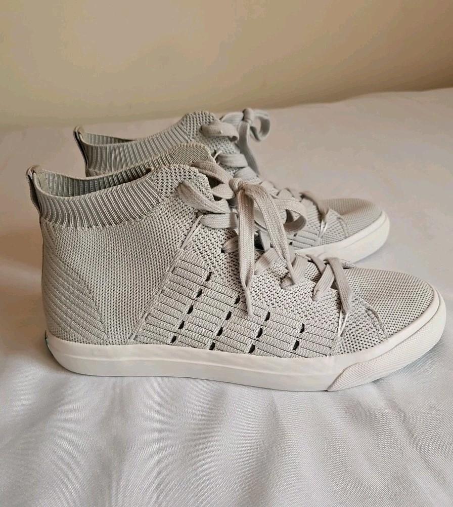 Blowfish Malibu Fly Grey Hi-Top Sneakers with Buckle Detail Women's Size 9