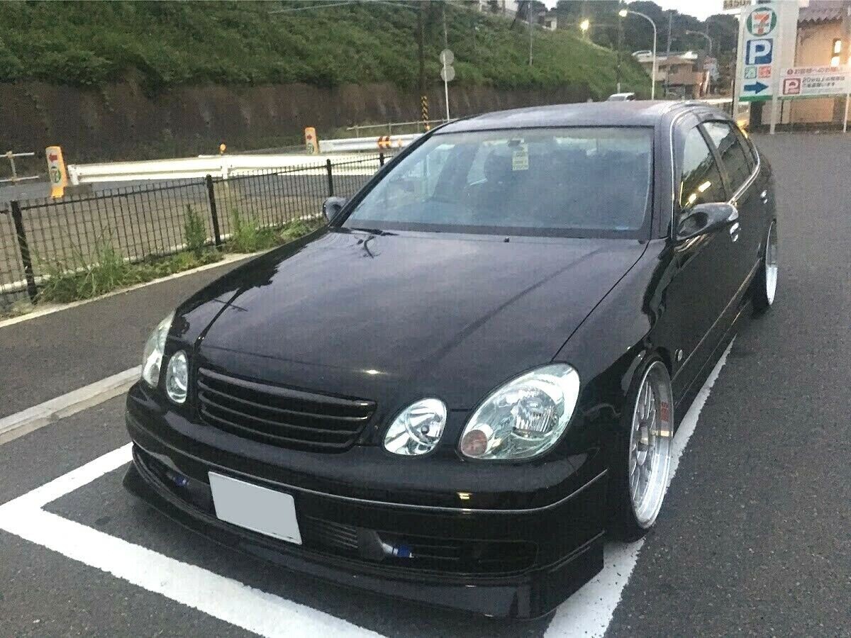 Picture 4 of 10