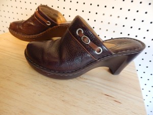 born mens clogs