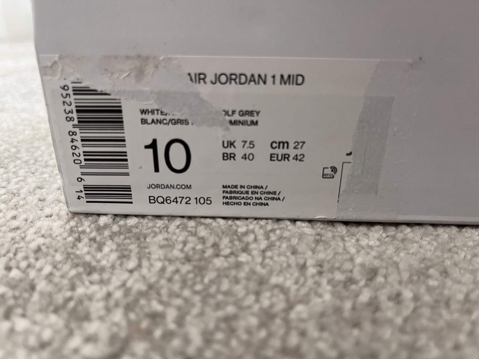 Foto 1 di 9