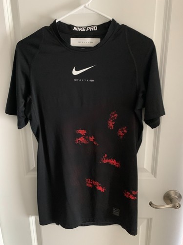 Nike 1017 ALYX 9SM Pro Compression Short Sleeve Shirt Black Red Men’s Sz M / L - Picture 1 of 6