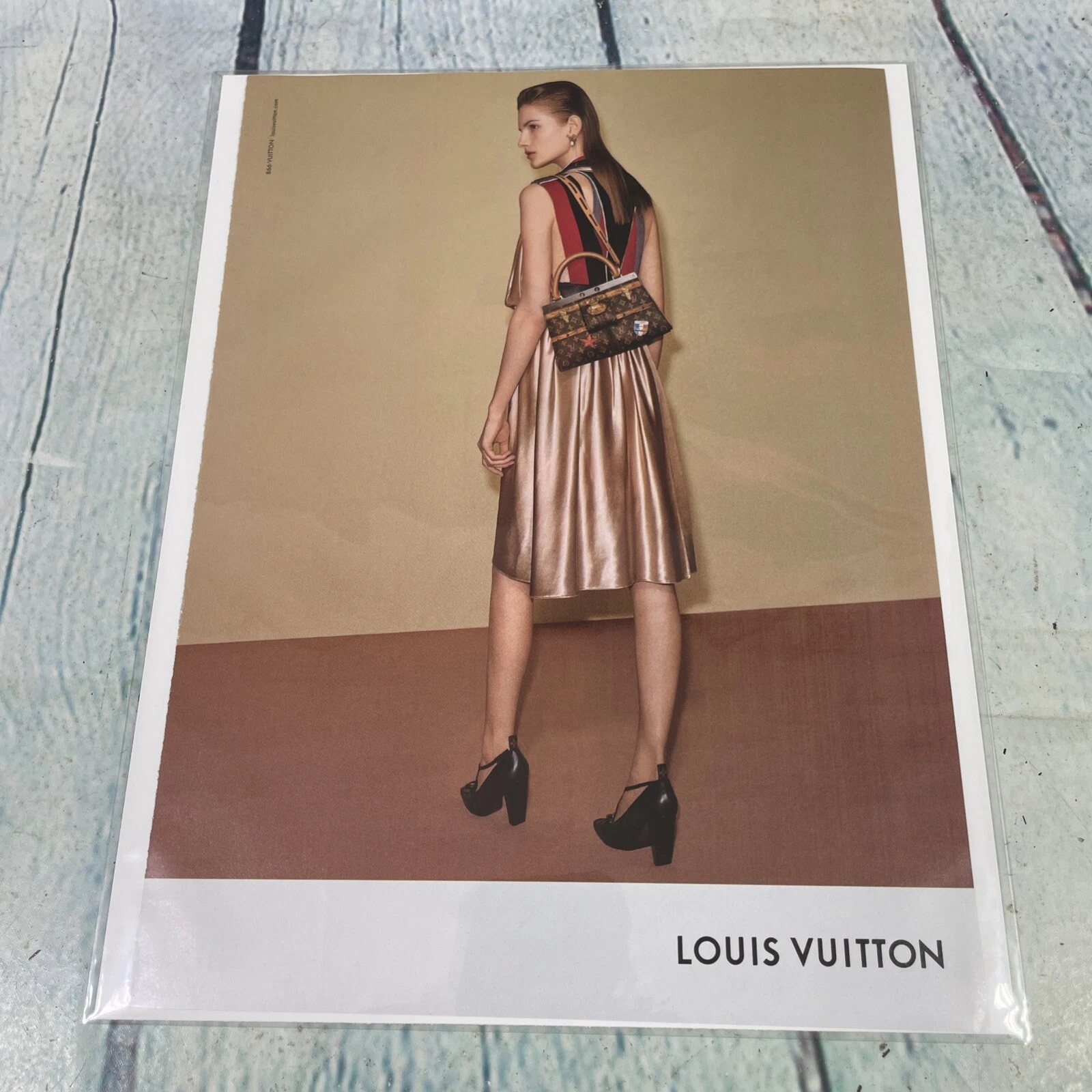 LOUIS VUITTON（LV） Abito sexy donna gambe 2018 tacco stampa Louis Vuitton pubblicità poster promo rivista pg