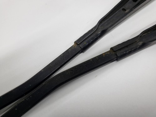 Seat Ibiza 6L - Wischerarme vorne links rechts 6L1955409C (10) - Bild 7 von 7