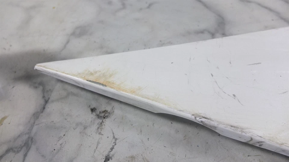 Painel de carenagem 15 Hyosung GT250 GT 250 R tampa frontal direita para-lama  - Imagem 2 de 4