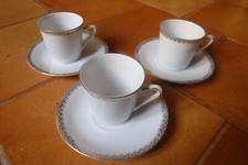 3 tasses à café porcelaine fin…