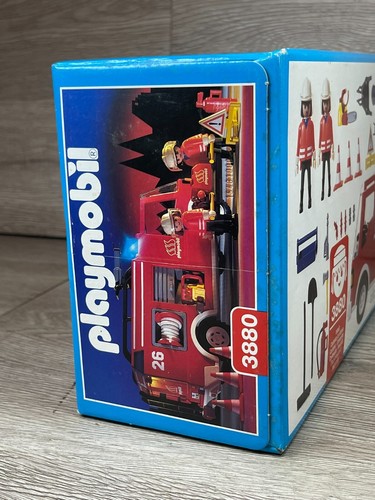Playmobil Fire Fighters Vintage # 3880 Pumper Truck from 1996 NEW, SEALED - Picture 5 of 6