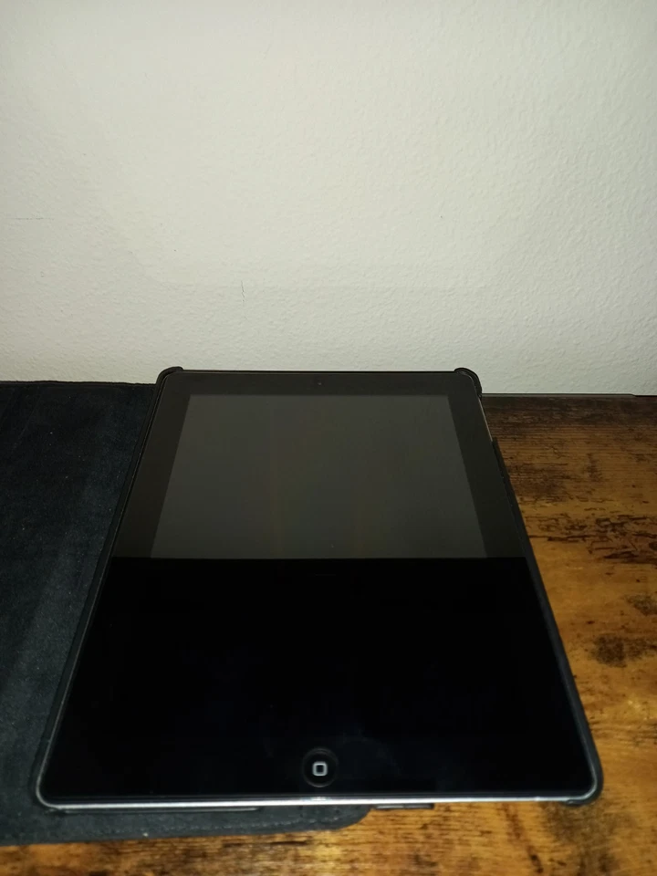 Apple iPad 4 · 128GB · Wi-Fi + Cellular, foto 2 de 5