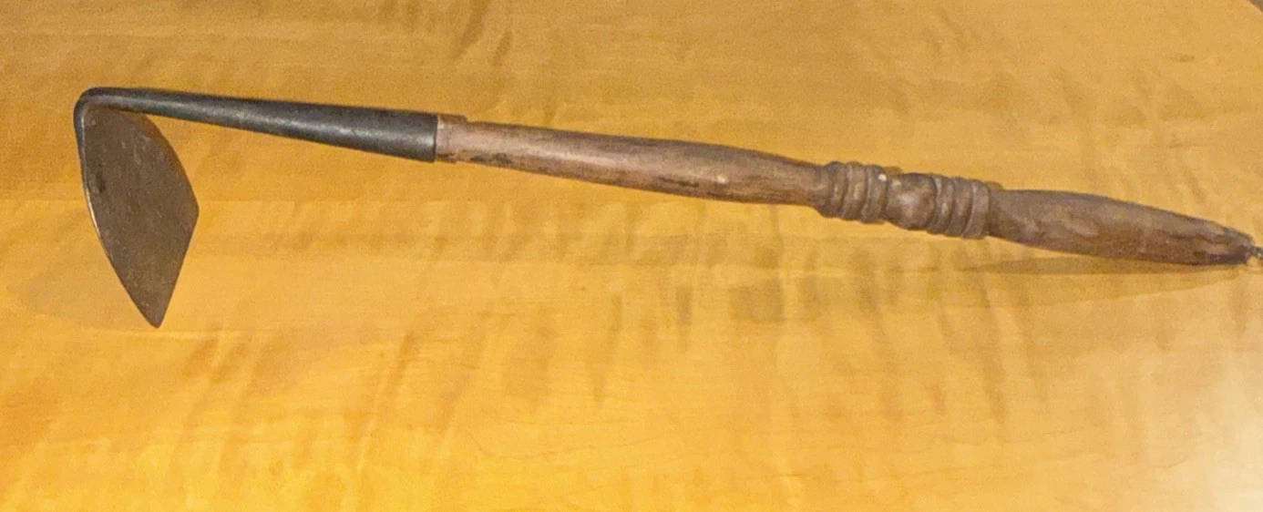 Antique Hand-Forged Wrought-Iron Dough Scraper, Wood Handle 18th-19th Century
Opens in a new window