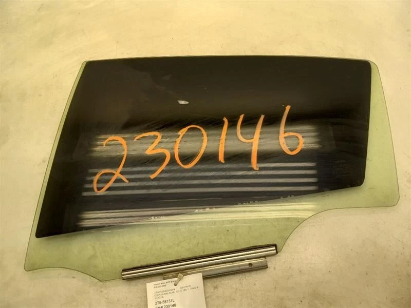 12-19 TOYOTA YARIS HATCHBACK CONDUCTOR PUERTA TRASERA IZQUIERDA CRISTAL 68140-52350 Foto 2 de 4