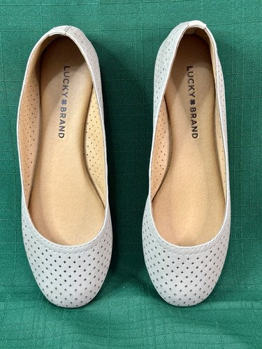 Zapatos planos de ballet Lucky Brand Everlee para mujer talla 7 M cuero perforado piedra cálida ECU - Imagen 2 de 10