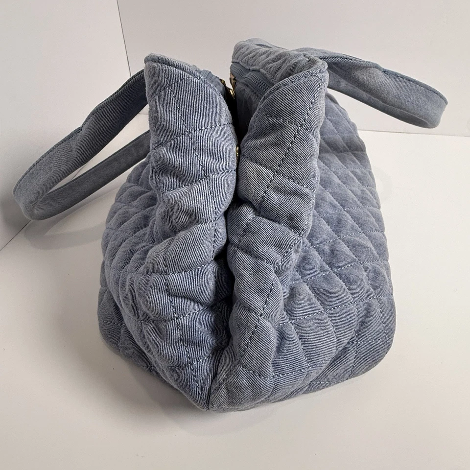 Bolsa Tote MZ Wallace True Light Denim Média Metro City SEM ALÇA TIRACOLO LER - Imagem 3 de 4