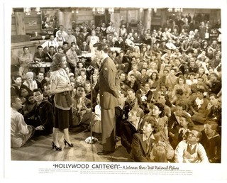 HOLLYWOOD CANTEEN 1944 #10 Bette Davis Robert Hutton WARNER BROS