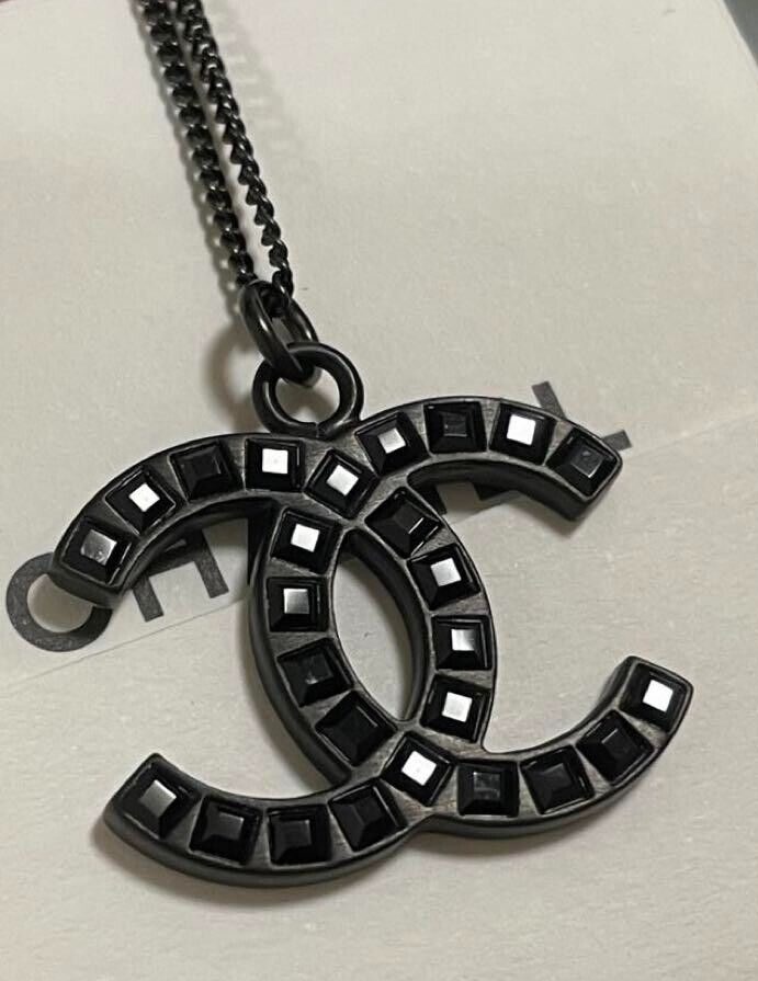 Chanel Stone Black Bts Jimin Necklace Unused Ship from Japan Chanel Stone Black Bts Jimin Necklace Unused Ship from Japan