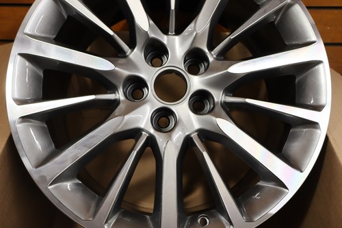 2016-2019 Cadillac CT6 Machined Silver OEM Wheel 19” Factory Original Rim 4762 - Picture 2 of 6