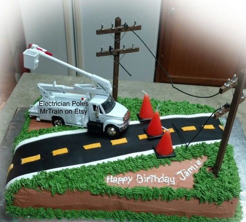 Lineman CAKE DECORATING KIT | Truck | Utility Poles | Construction Cones -5 pc - Picture 7 of 11