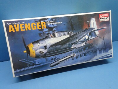 1/72 ACADEMY Minicraft (1982) : Gruman TBF-1 '' AVANGER ''  (  1 Decal Optionen  )