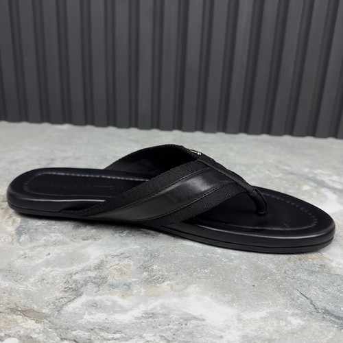 Louis Vuitton Thong Sandals Logo Black Leather 9 LV or 10 US or 43 EUR - Picture 10 of 21