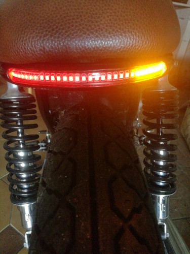 ๐ฎ๐น FARO POST. STOP 48 LED STRISCIA FRECCE INTEGRATE MOTO CAFE RACER CUSTOM - Picture 5 of 8