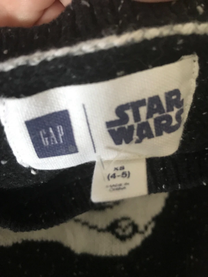 GAP KIDS STAR WARS для мальчиков свитер XS 4-5 черный штурмовик хлопок шерстяная смесь - Изображение 3 из 3