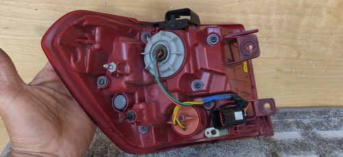 2015-2018 KIA SODONA RIGHT REAR LED W/ HALOGEN TAILLIGHT N14122 - Imagen 6 de 7