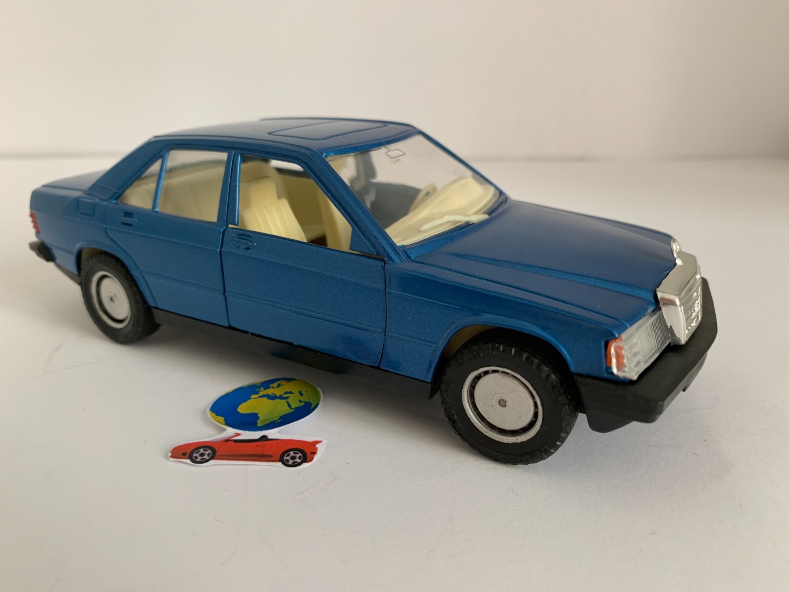 Polistil Mercedes 190E, modello scala (1:24 - 1:25), vintage (477) foto 3
