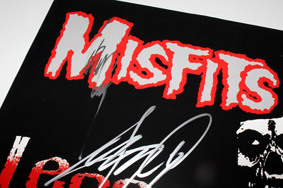 MISFITS BAND SIGNED LEGACY OF BRUTALITY VINYL RECORD ALBUM LP