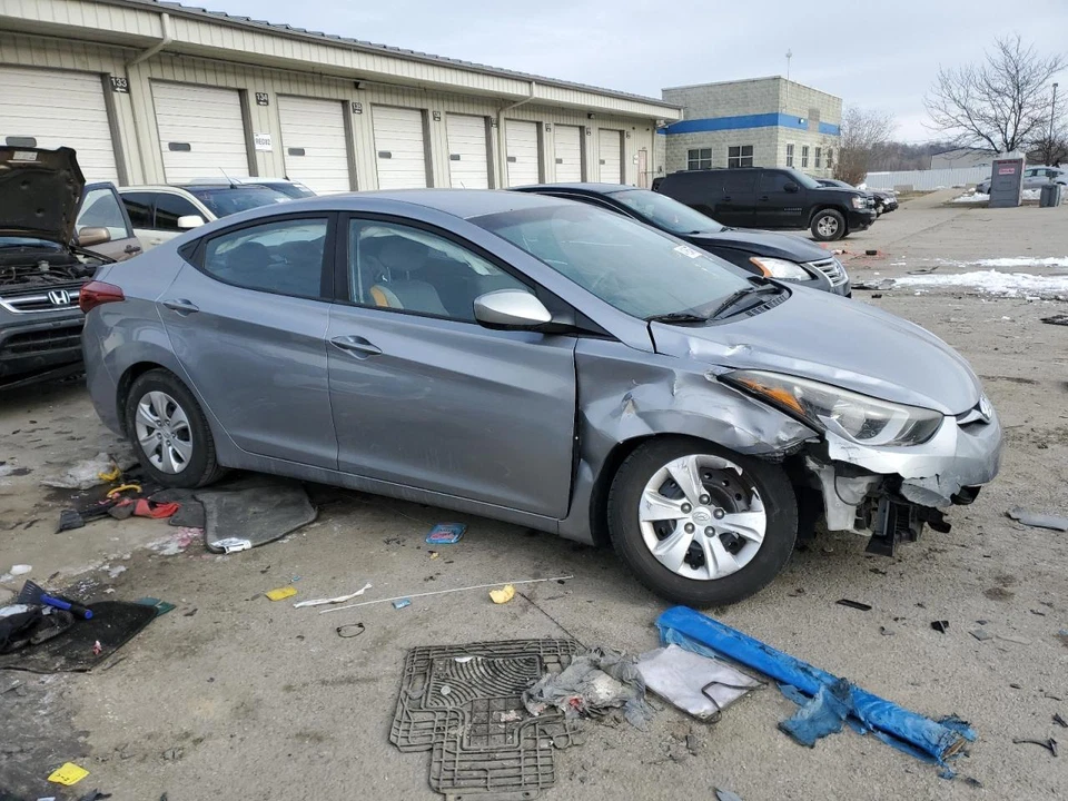 Used Alternator fits: 2016 Hyundai Elantra Sdn ID 373002E700 Grade C - Image 4 of 4