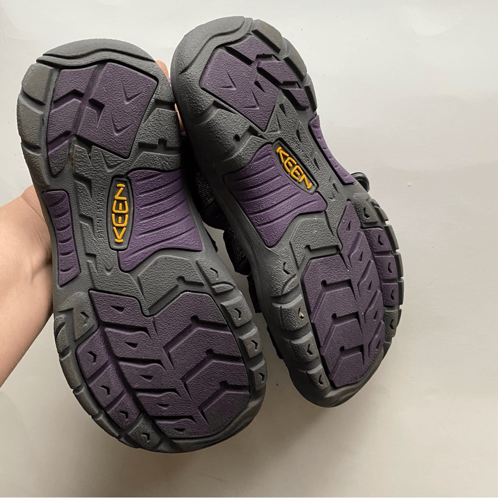 Sandali sportivi da ragazza KEEN Newport H2 nero viola scintillante scarpa da trekking acqua 3