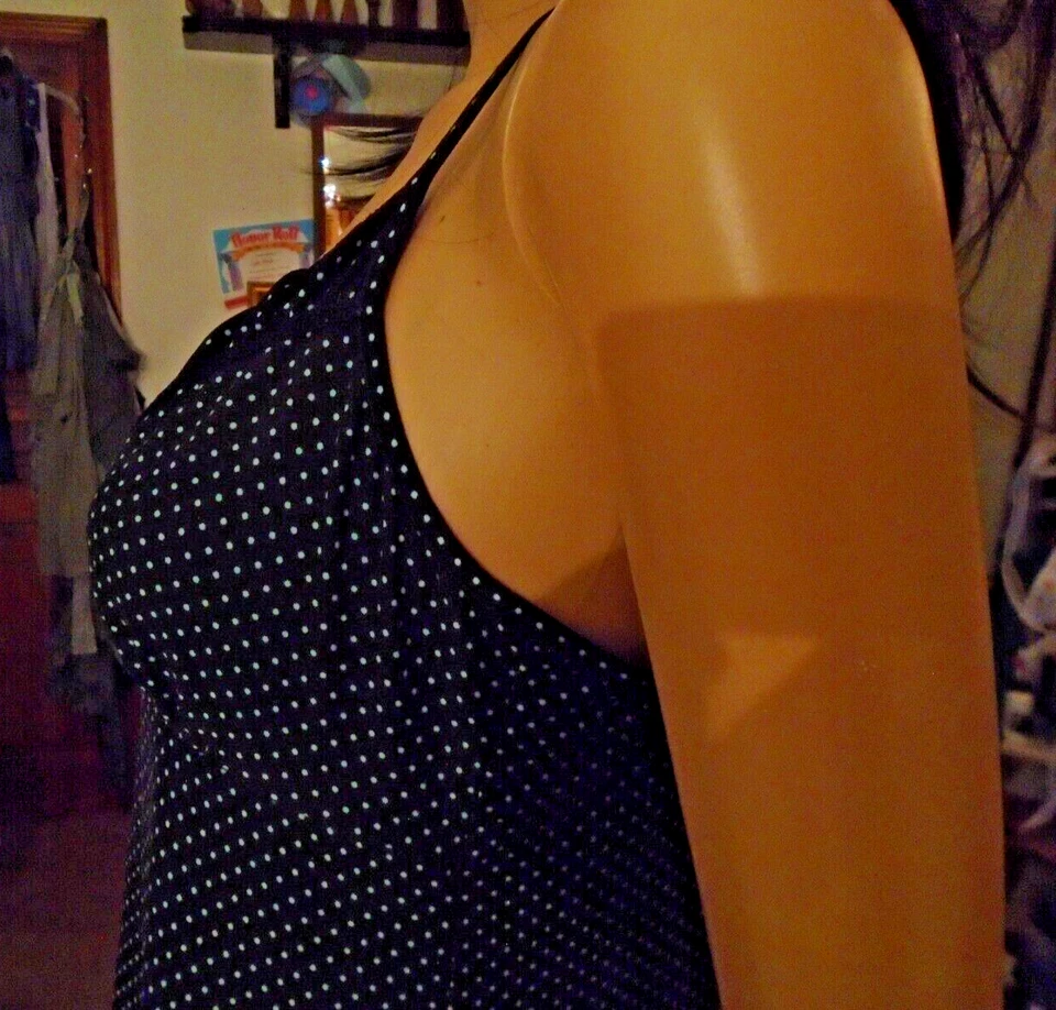 黑色 tedy 带蓝色 poka a dot Apt 9 Intimates 柔软聚酯纤维 弹性纤维 中号 — 第 4/4 张图片