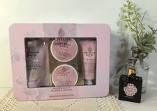 New Zealand Beauty Spa 4 Pc Gift Box Set Mandarin Manuka Honey New/Sealed FR/SH