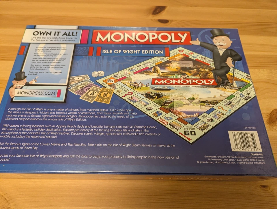 Monopoly : Isle of Wight Edition - Board Game - Hasbro 8+ Years New and Sealed - Image 2 of 4