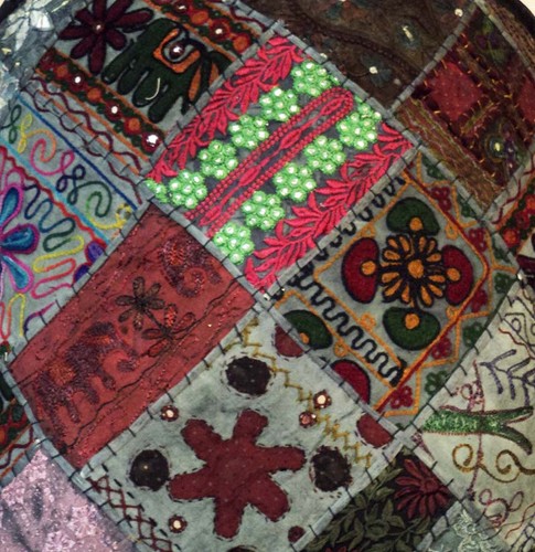24" BANJARA TRIBAL OTTOMAN STOOL FURNITURE BENCH POUF POUFFE PILLOW COVER - Picture 7 of 11