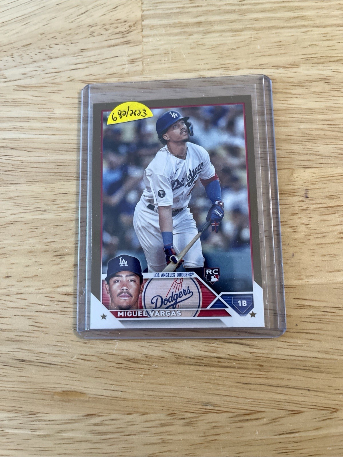 2023 Topps Series 1 Gold /2023 Miguel Vargas #163 Rookie RC Los Angeles Dodgers