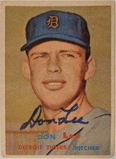 1957 TOPPS Don Lee Auto Card #379 Rookie Detroit Tigers Vintage Baseball Signed . rookie card picture